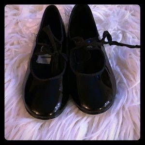 Girls tap shoes